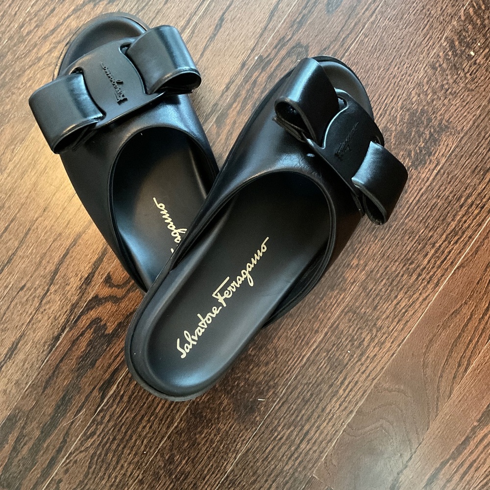 Ferragamo Black Summer Slides Size 9